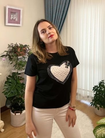 Kalp Taşlı Ayıcık Siyah T-Shirt