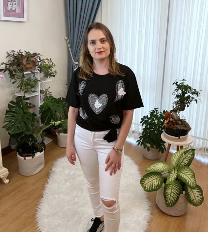 Kalpli Taşlı T-Shirt - Siyah